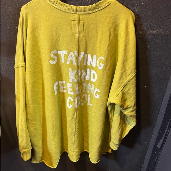 Women’s Aerie Lime Green Staying Kind Feeling Cool Oversized Sweater - Picture 4 of 5